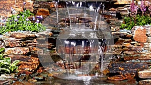 Garden water cascade tilt down