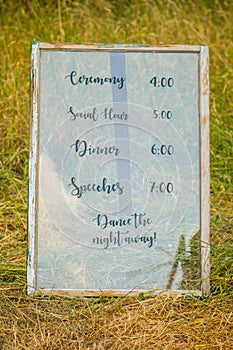 Garden Wedding Decorative Glass with Time-Related Text Design