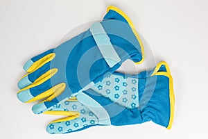 Gardening gloves