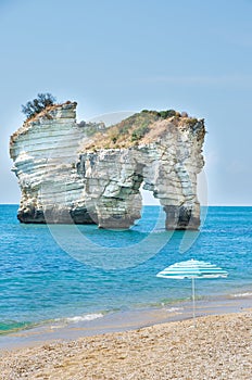 Gargano - Faraglioni di Puglia - Baia delle Zagare beach