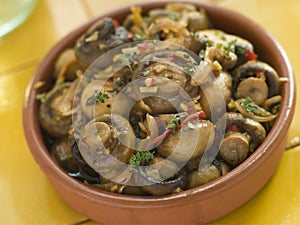 Garlic and Chilli Marinated Mushrooms