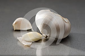 Garlic whole bulb and peeled cloves