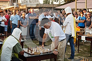 Garry Kasparov playing simultaneous exhibition