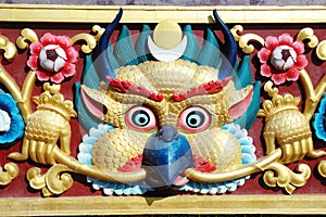 Garuda bird - sacred deity in hindu and buddhist mythology, arch