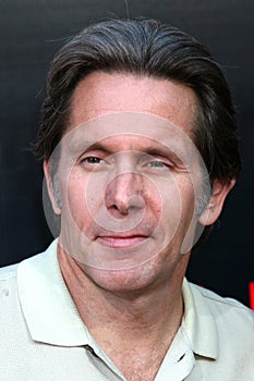 Gary Cole