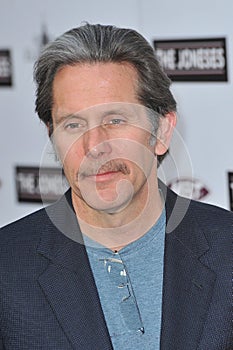 Gary Cole