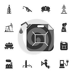 Gas canister icon. Simple element illustration. Gas canister symbol design from Petrol collection set. Can be used for web and mob