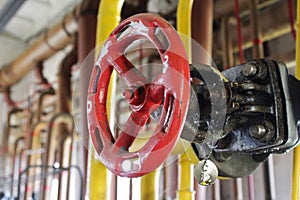 Gas gate valve red hand-wheel