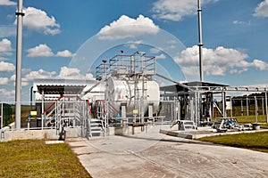 Gas industry. Tanks for storing liquefied gas and gas condensate at a gas production and processing plant