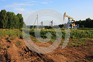 Gas pumping unit extracts gas from underground