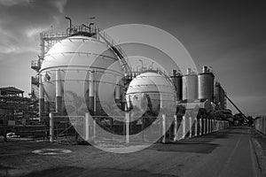 Gas storage tanks