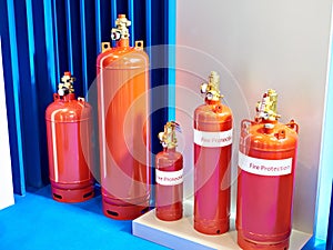 Gas extinguishing modules