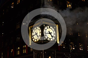 gastown steam clock at vancouver, canada