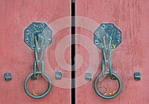 Gate and door lock of Korean Palace closeup