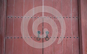 Gate and door lock of Korean Palace closeup