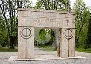 Gate of the Kiss, sculpture of Constantin Brancusi