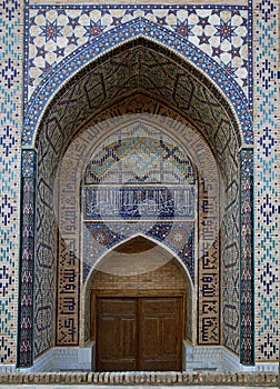 Gate of a mosque in Samarkand photo