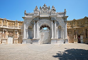 Gate of the Sultan Saltanat KapÄ±sÄ± of Dolmabahce Palace. Istanbul. Turkey