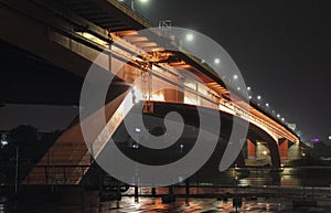 The Gazela bridge at night