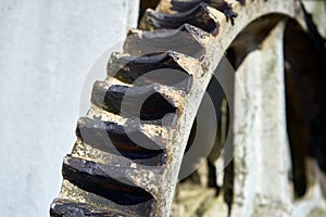 Gear, part of a gear system for regulation and control of a weir at the mouth of the river Oker into the river Aller in Mueden,