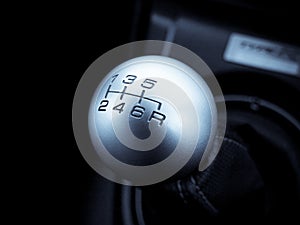 Gear shifter