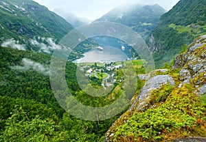Geiranger Fjord (Norge) summer view photo
