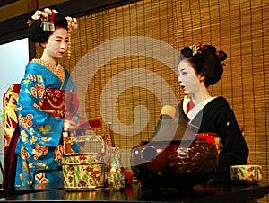 Geisha tea ceremony