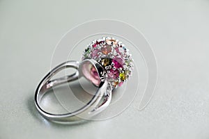 Gem ring