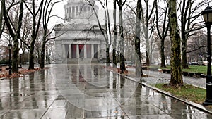 General Grant National Memorial in Harlem on a rainy winter day. Slow motion