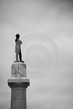 General Robert E Lee statue in New Orleans