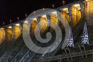 General view of the Zeya Dam at night.