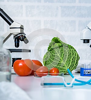 Genetic breeding of vegetables in lLaboratory , analyzing food quality