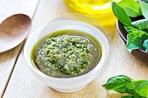 Genovese pesto