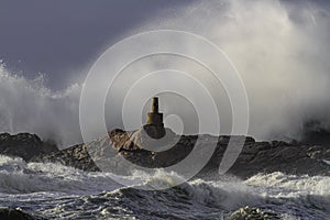 Geodesic landmark under heavy sea storm