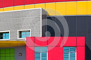 Geometric colorful aluminium composite tile wall decoration with office cubicles on exterior office building in modern style