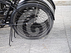 Geometry of similar bikes in a row