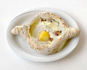 Georgian cuisine: Adjarian khachapuri  with egg