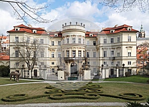 Alemán embajada Praga 