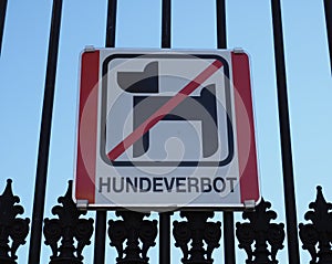 German no dogs allowed sign
