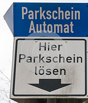 German parking ticket machine sign