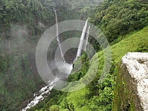 Those ghar waterfall satara