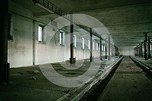 The ghost darkness dirty hall