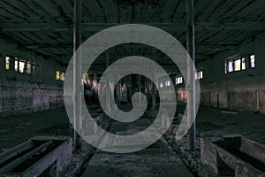 The ghost darkness dirty hall