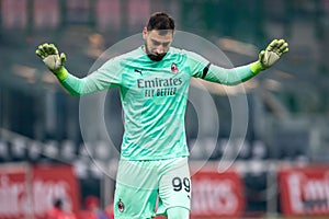 AC Milan vs Parma Calcio 1913