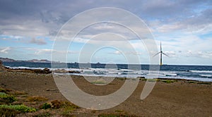 Giant eolian turbine in ocean