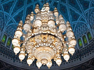 Giant lamp at Grand Mosque Qaboos in Muscat, Oman