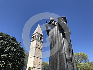 The giant statue of Gregory of Nin and the Chapel of Arnir
