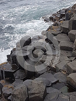Giants causeway stepping stones across ocean