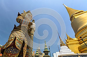 Giants in Grand palace and Wat Pra Keaw