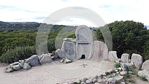 Giants\' grave of S\'Ena e Thomes built during the bronze age